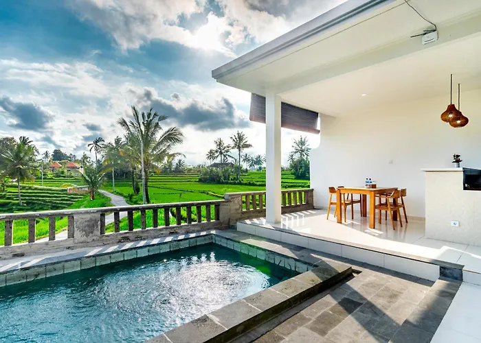 Villa Padang Santhi